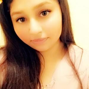 Meet your Posher, Deeana